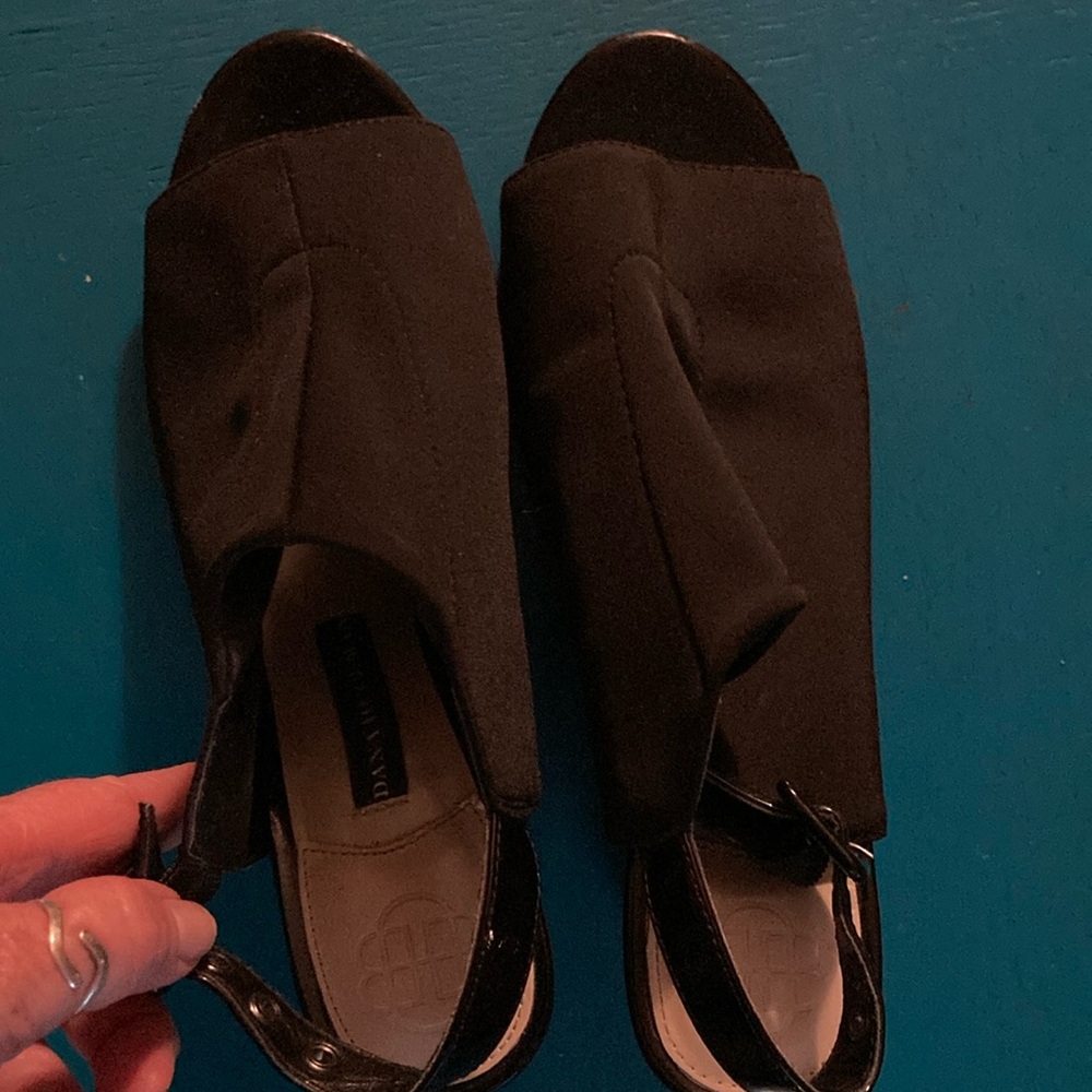 Sandals . Wedge sole. DANA Buchman Black stretch, sling back. Open toe